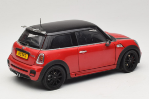 Mini Cooper John Cooper Works R56 Piros & Fekete Kyosho 1:18 80430419909 Fém – 3. kép a 8-ből