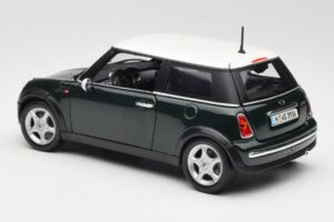 Mini Cooper Mk7 Zöld Maisto 1:18 7271336 Fém – 7. kép a 8-ből