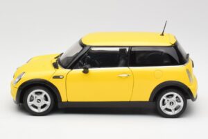 Mini Cooper One R50 Aerodinamikai Csomag Sárga Kyosho 1:18 80430148553 Fém – 4. kép a 8-ből