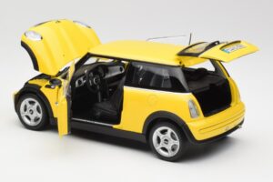 Mini Cooper One R50 Aerodinamikai Csomag Sárga Kyosho 1:18 80430148553 Fém – 5. kép a 8-ből
