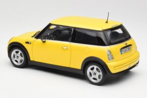Mini Cooper One R50 Aerodinamikai Csomag Sárga Kyosho 1:18 80430148553 Fém – 7. kép a 8-ből