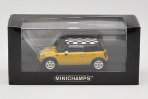 MINI One R50 Sárga Minichamps 1:43 431138104 Fém – 5. kép a 5-ből