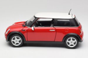 Mini Cooper R50 Piros Maisto 1:18 31619 Fém – 3. kép a 8-ből