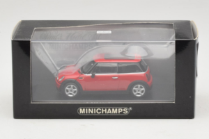 Mini Cooper Piros Minichamps 1:43 MINI010 Fém – 4. kép a 4-ből