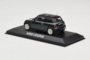 Mini Cooper S R53 Zöld Csíkokkal Minichamps 1:43 MINI006 Fém – 3. kép a 4-ből