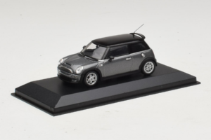 Mini Cooper S Grey Metallic Minichamps 1:43 80420148551-R1 Fém – 2. kép a 4-ből