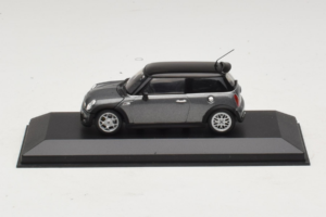 Mini Cooper S Grey Metallic Minichamps 1:43 80420148551-R1 Fém