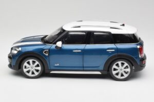 Mini Countryman F60 Island Kék & Fehér Kyosho 1:18 80432447940 Fém – 4. kép a 8-ből