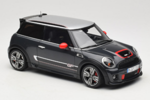 Mini John Cooper Works GP2 R56 Thunder Grey Otto 1:18 OT497 Gyanta – 4. kép a 6-ből