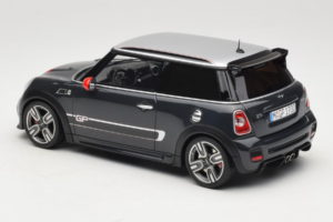 Mini John Cooper Works GP2 R56 Thunder Grey Otto 1:18 OT497 Gyanta – 5. kép a 6-ből
