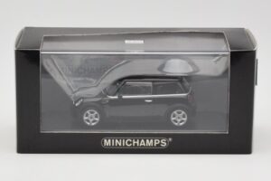 Mini One R50 Fekete Fekete Tetővel Minichamps 1:43 MINI005 Fém – 4. kép a 5-ből