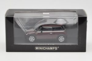 Mini One R50 Sötétvörös Fekete Tetővel Minichamps 1:43 MINI008 Fém – 4. kép a 5-ből