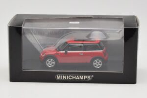 Mini One R50 Piros Piros Tetővel Minichamps 1:43 MINI001 Fém – 4. kép a 5-ből
