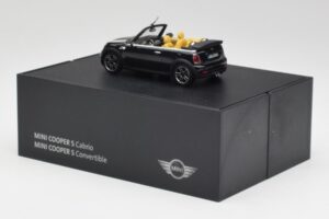 Mini Cooper S R57 Kabrió Fekete Minichamps 1:43 80422148818 Fém – 3. kép a 4-ből