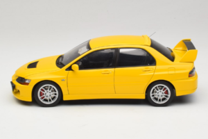 Mitsubishi Lancer Evolution IX GSR Sárga AUTOart 1:18 77192 Fém – 4. kép a 8-ből
