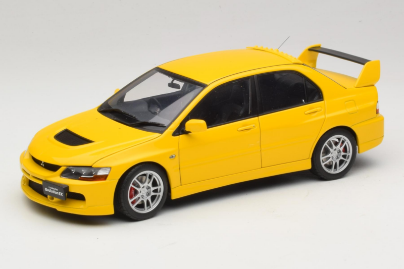 Mitsubishi Lancer Evolution IX GSR Sárga AUTOart 1:18 77192 Fém