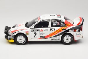 Mitsubishi Carisma GT Group N2 R. Burns / R. Reid RAC Rally 1997 Fehér Otto 1:18 OT1192 Gyanta – 3. kép a 6-ből