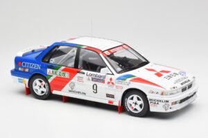 Mitsubishi Galant VR-4 #9 K. Eriksson / S. Parmander RAC Rally 1990 IXO 1:18 18RMC192A Fém – 4. kép a 6-ből