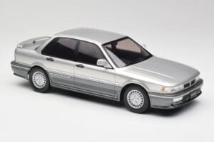 Mitsubishi Galant VR-4 Ezüst IXO 1:18 18CMC191 Fém – 4. kép a 6-ből