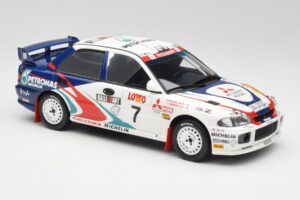 Mitsubishi Lancer Evo 3 Group A #4 T. Makinen / S. Harjanne Rally Australia 1996 Otto 1:18 OT475 Gyanta – 4. kép a 6-ből