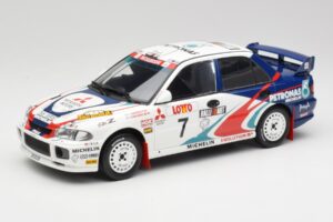 Mitsubishi Lancer Evo 3 Group A #4 T. Makinen / S. Harjanne Rally Australia 1996 Otto 1:18 OT475 Gyanta