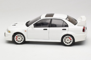 Mitsubishi Lancer Evo VI Tommi Makinen Edition Fehér AUTOart 1:18 77157 Fém – 4. kép a 8-ből