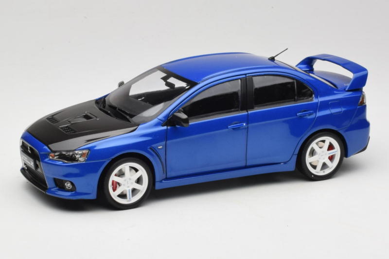 Mitsubishi Lancer Evolution X Kék OEM 1:18 MLE01 Fém