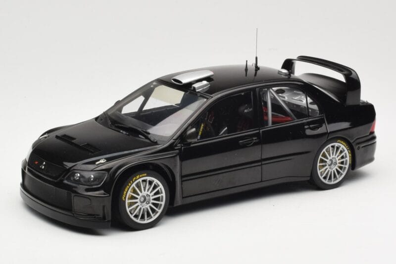 Mitsubishi Lancer Evolution WRC Plain Body Fekete AUTOart 1:18 80528 Fém