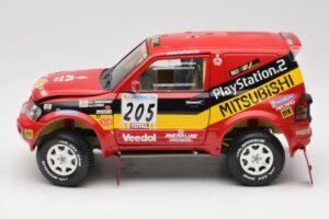 Mitsubishi Pajero Rallye Raid #205 Paris-Dakar Rally 2001 Solido 1:18 9022 Fém – 4. kép a 8-ből