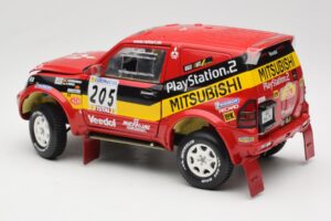 Mitsubishi Pajero Rallye Raid #205 Paris-Dakar Rally 2001 Solido 1:18 9022 Fém – 7. kép a 8-ből