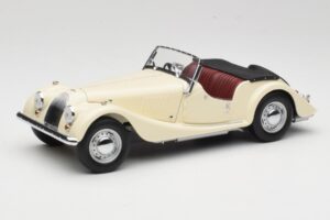 Morgan 4/4 Series II Fehér Kyosho 1:18 08111W Fém