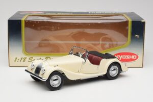 Morgan 4/4 Series II Fehér Kyosho 1:18 08111W Fém – 8. kép a 8-ből