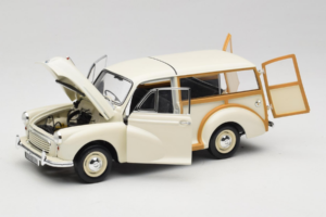 Morris Minor Traveller Fehér Minichamps 1:18 150137010 Fém – 2. kép a 9-ből