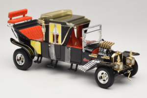 Munsters Koach Fekete ERTL 1:18 33036 Fém – 4. kép a 6-ből