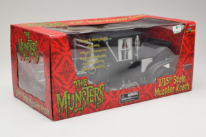 Munsters Koach The Munsters Diamond 1:15 214640 Fém – 2. kép a 3-ből