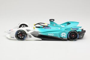 NIO 004 Team NIO #16 O. Turvey Formula E Season 5 2019 Minichamps 1:18 114180016 Fém – 3. kép a 6-ből