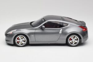 Nissan 370Z Z34 Gun Metallic Otto 1:18 OT465 Gyanta – 3. kép a 6-ből