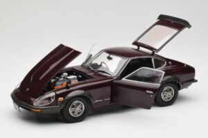 Nissan Fairlady 240Z-G S30 Bordó Kyosho 1:18 08212M Fém – 2. kép a 8-ből