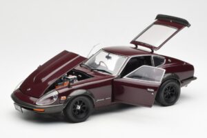 Nissan Fairlady 240ZG Barna Kyosho 1:18 08217M Fém – 2. kép a 8-ből