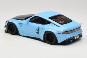 Nissan Fairlady Z RZ34 Pandem China Blue Black GT Spirit 1:18 GT943 Gyanta – 5. kép a 6-ből