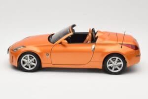 Nissan Fairlady Z Z33 Roadster Sunset Orange AUTOart 1:18 77377 Fém – 4. kép a 8-ből