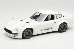 Nissan Fairlady Z Z34 Pandem Otto 1:18 OT1167 Gyanta