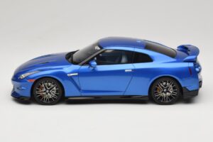 Nissan GT-R R35 Skyline Edition Bayside Blue GT Spirit 1:18 GT521 Gyanta – 3. kép a 6-ből