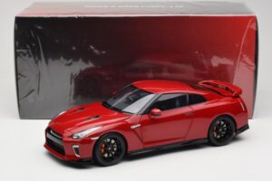Nissan GT-R R35 Track Edition NISMO Vibrant Red MotorHelix 1:18 M83511 Fém – 8. kép a 8-ből