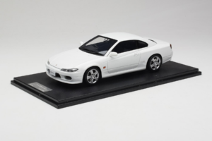 Nissan Silvia S15 Spec-S Fehér Cracked Plexi One Model 1:18 REMC034 Fém – 2. kép a 7-ből