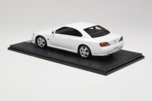 Nissan Silvia S15 Spec-S Fehér Cracked Plexi One Model 1:18 REMC034 Fém – 5. kép a 7-ből