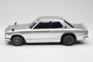 Nissan Skyline C10 2000 GT-R Ezüst Otto 1:12 G094 Gyanta – 3. kép a 6-ből
