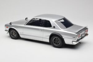 Nissan Skyline C10 2000 GT-R Ezüst Otto 1:12 G094 Gyanta – 5. kép a 6-ből