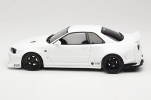 Nissan Skyline GT-R BNR34 by KRC Pearl White Otto 1:18 OT1135 Gyanta – 3. kép a 6-ből