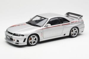 Nissan Skyline GT-R R33 R-Tune Ezüst AUTOart 1:18 77326 Fém